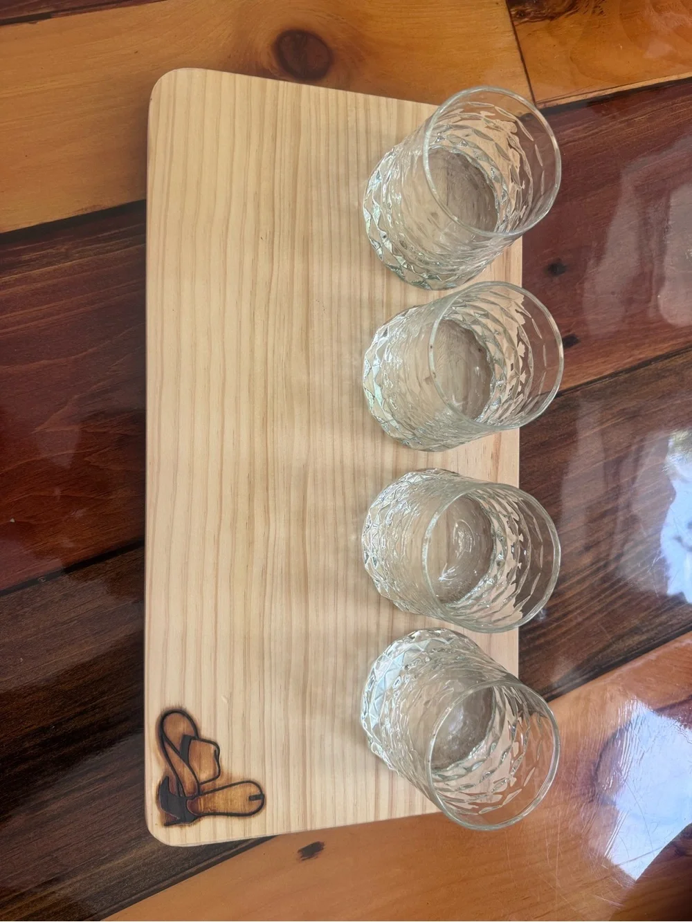 N/A wooden tasting